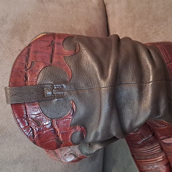 Ariat lady's Boots Sz. 7.5 - Picture 4 of 7